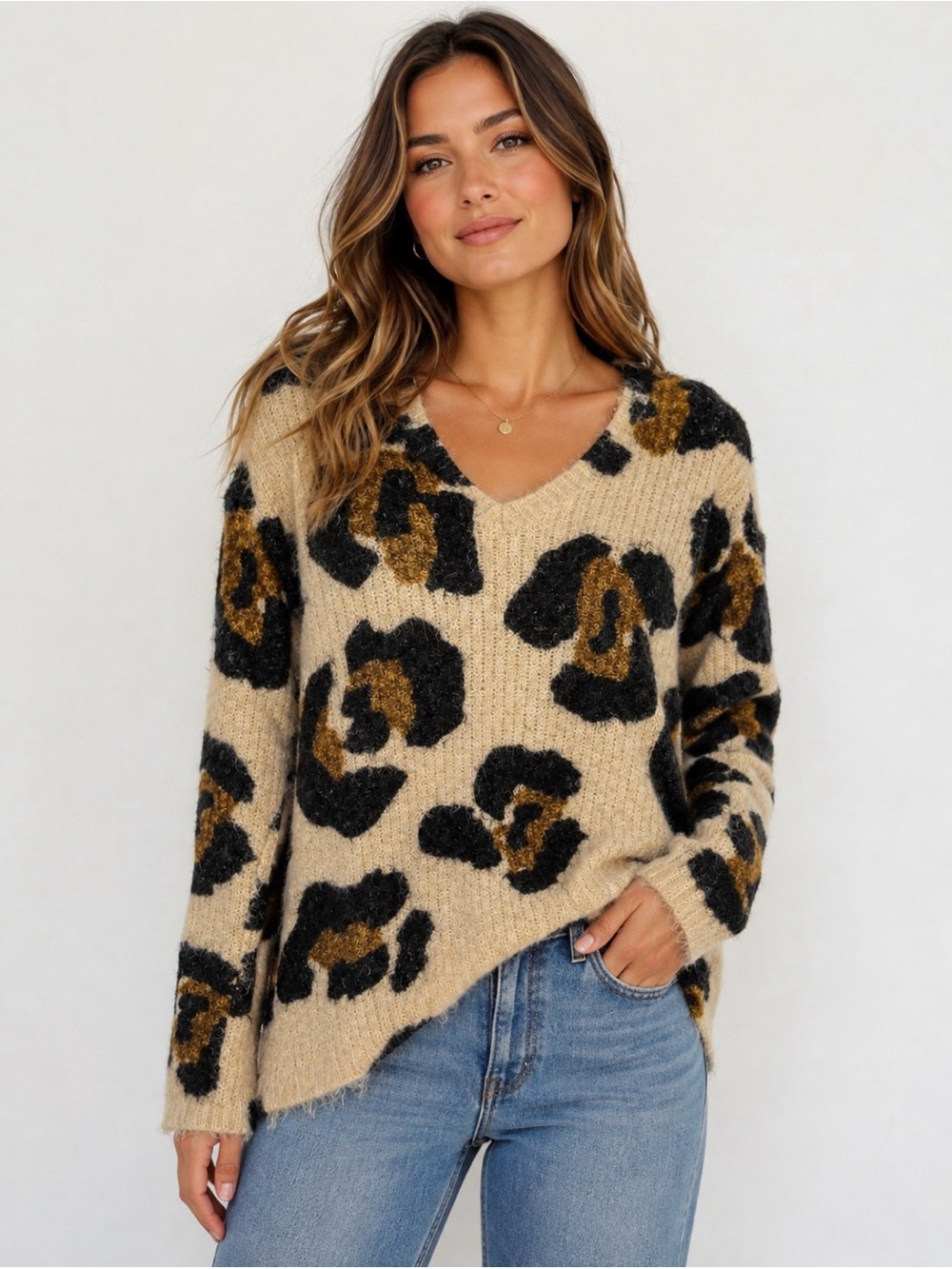 Mumu Mellow Vail Fuzzy Wuzzy Cheetah Sweater M Cream Leopard Print Cozy V-Neck